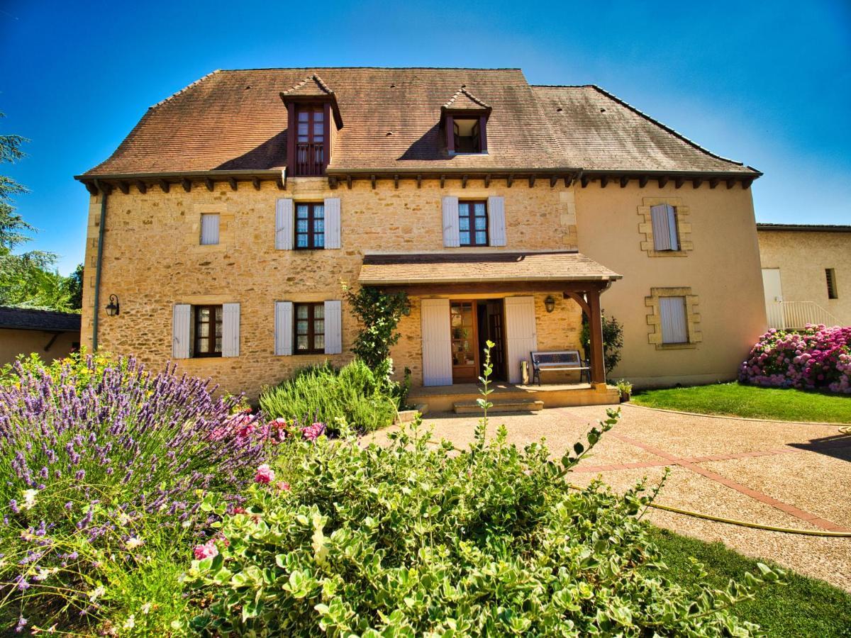 Logis Hotel Archambeau Thonac 외부 사진