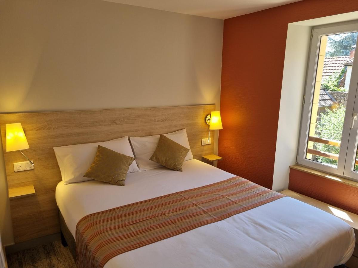 Logis Hotel Archambeau Thonac 외부 사진