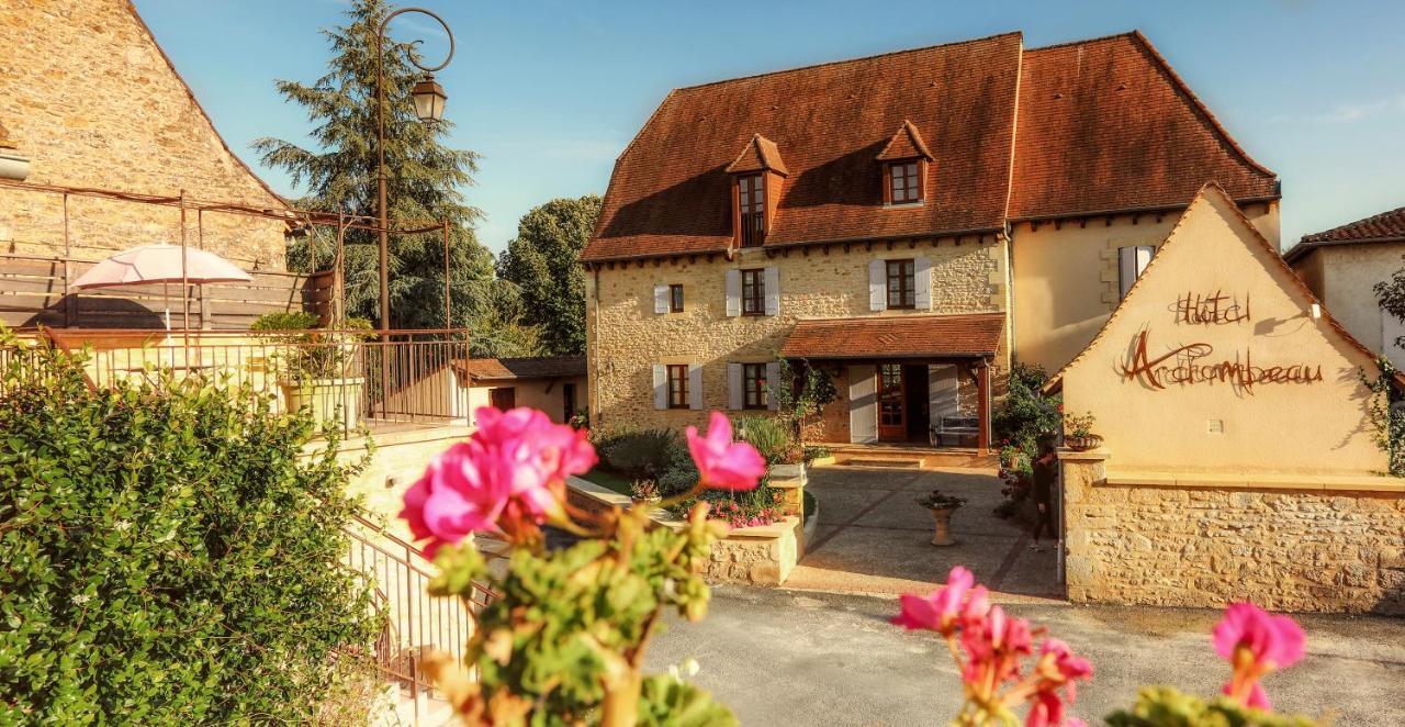 Logis Hotel Archambeau Thonac 외부 사진